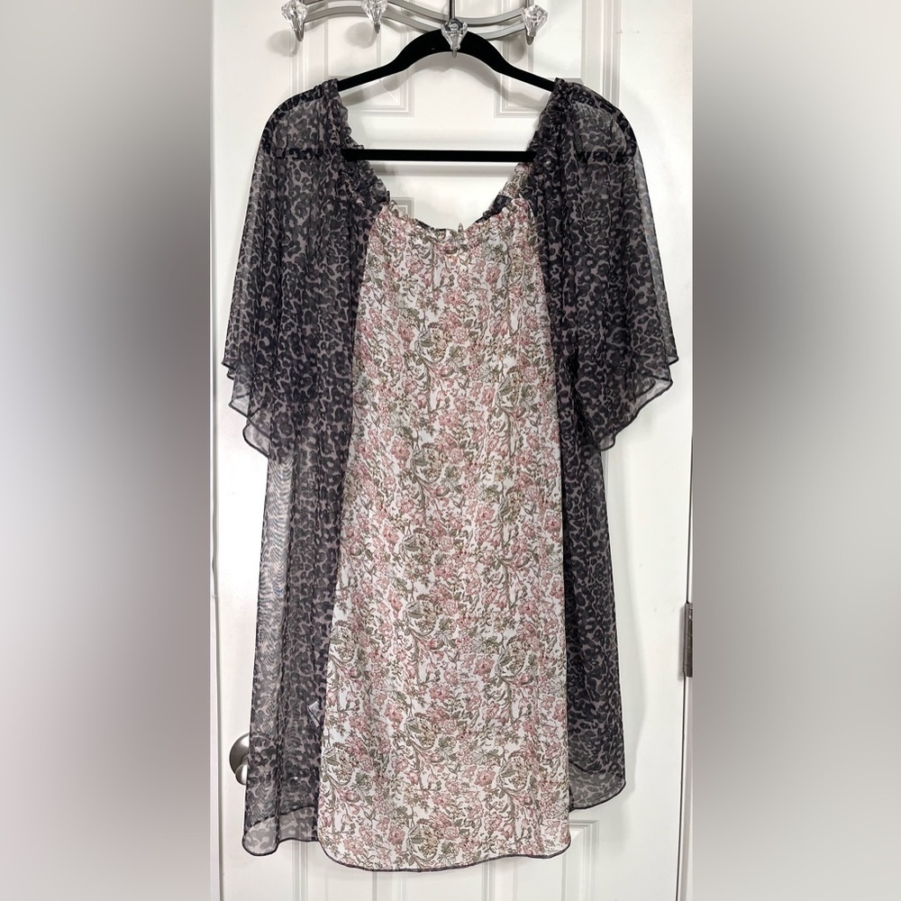 Floral Leopard Tunic - Picture 2 of 3